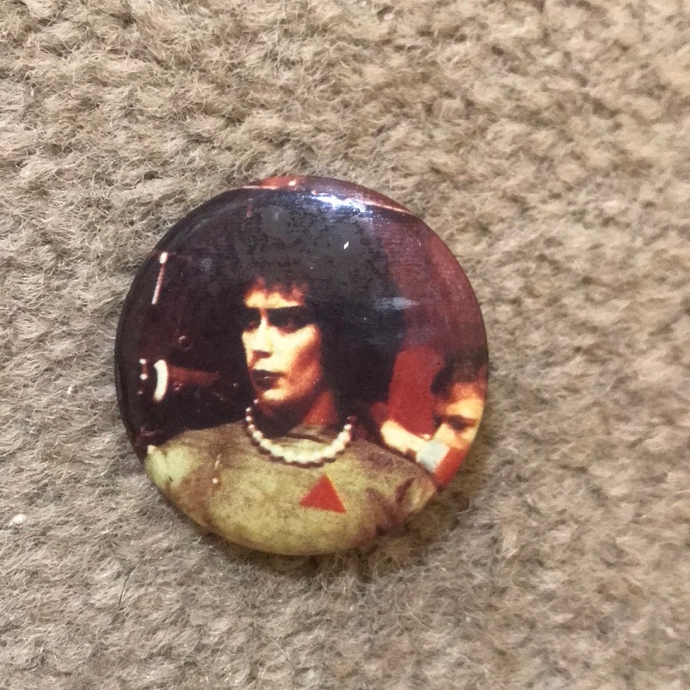 🌸NEW🌸 VTG Official Tim Curry Rocky Horror Picture Show Button Collectors Item